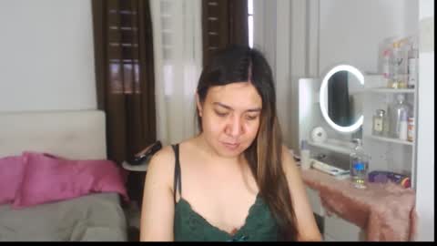 Stella online show from March 7, 2:44 am