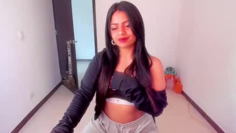 sara  instagram sariishalove online show from December 3, 11:22 am