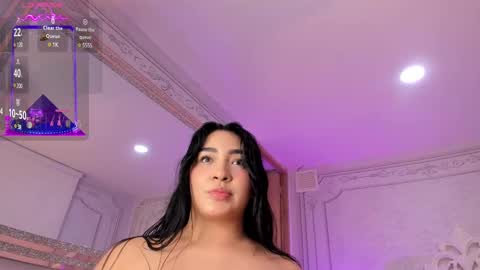 Snapshot of stephania_diamond chatting on February 13, 5:58 am         online show from February 13, 5:58 am