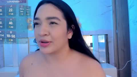 Snapshot of stephania_diamond chatting on March 4, 8:13 am         online show from March 4, 8:13 am