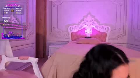 Snapshot of stephania_diamond chatting on February 15, 8:54 am         online show from February 15, 8:54 am