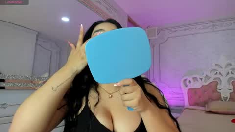 Snapshot of stephania_diamond chatting on February 15, 2:47 am         online show from February 15, 2:47 am