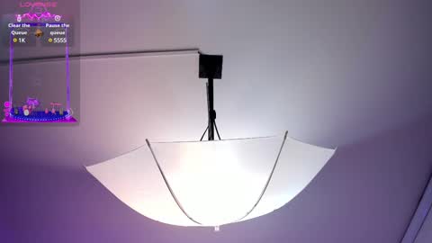 Snapshot of stephania_diamond chatting on February 21, 9:13 am         online show from February 21, 9:13 am