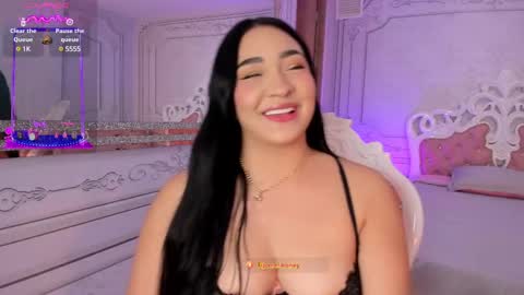 Snapshot of stephania_diamond chatting on February 9, 5:08 am         online show from February 9, 5:08 am