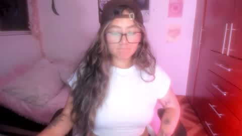 Stephanie  online show from January 14, 12:51 am