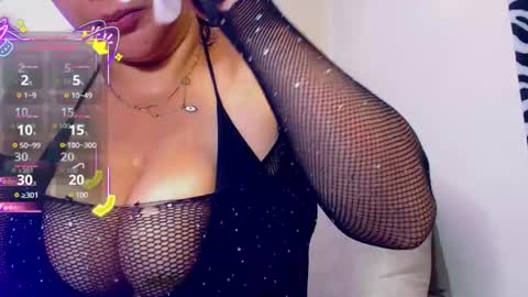 stephanyyx1 online show from June 1, 9:32 am
