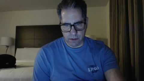 stephenhal9 online show from February 10, 5:32 am