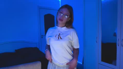 Stef online show from February 24, 2:42 pm