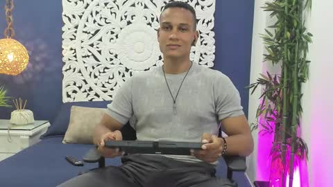    online show from February 23, 9:39 pm