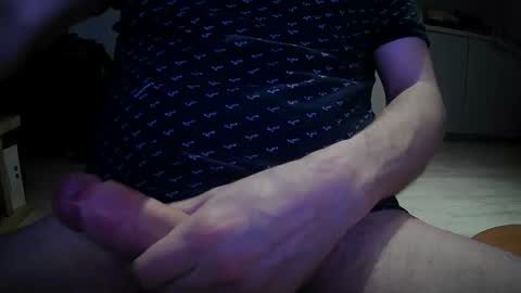 Snapshot of steve9925 chatting on February 27, 4:10 pm steve9925 online show from February 27, 4:10 pm