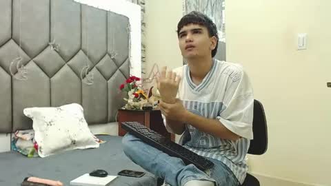 Steve Hotman  online show from April 15, 12:19 pm