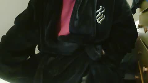 Snapshot of stevo69697 chatting on February 17, 5:58 am Chillguy online show from February 17, 5:58 am