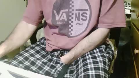 Snapshot of stevo69697 chatting on March 2, 6:27 am Chillguy online show from March 2, 6:27 am