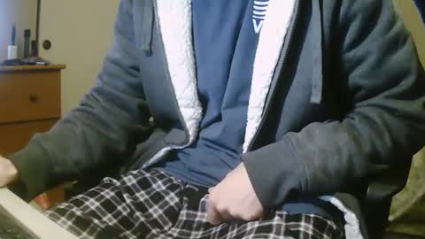 Snapshot of stevo69697 chatting on January 4, 2:56 pm Chillguy online show from January 4, 2:56 pm