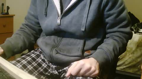 Snapshot of stevo69697 chatting on December 25, 3:49 pm Chillguy online show from December 25, 3:49 pm