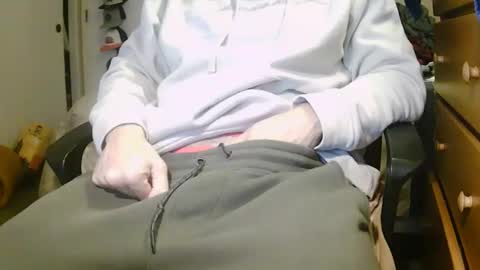 Snapshot of stevo69697 chatting on January 24, 6:24 am Chillguy online show from January 24, 6:24 am