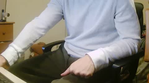 Snapshot of stevo69697 chatting on December 3, 5:26 am Chillguy online show from December 3, 5:26 am