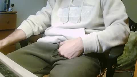 Snapshot of stevo69697 chatting on December 27, 4:21 pm Chillguy online show from December 27, 4:21 pm