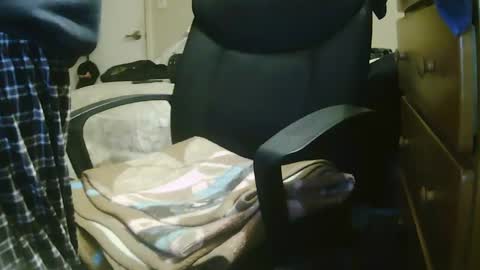 Snapshot of stevo69697 chatting on February 14, 5:41 am Chillguy online show from February 14, 5:41 am