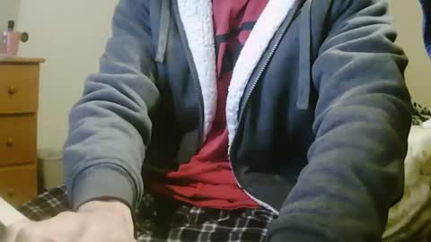 Snapshot of stevo69697 chatting on December 1, 4:32 pm Chillguy online show from December 1, 4:32 pm