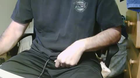 Snapshot of stevo69697 chatting on October 13, 4:03 am Chillguy online show from October 13, 4:03 am