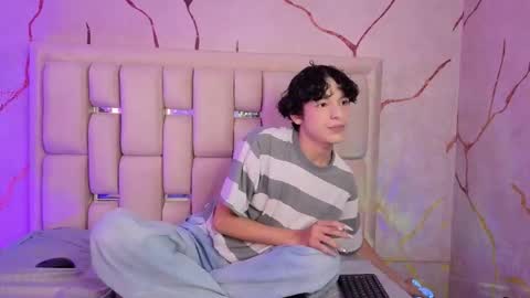 Sthepano  online show from February 24, 8:56 pm