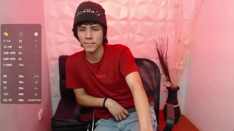 Stich online show from May 9, 5:52 pm
