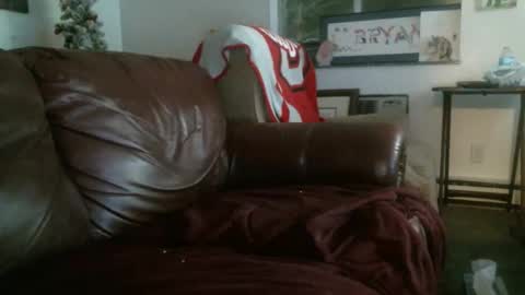 stickey online show from February 10, 4:26 am