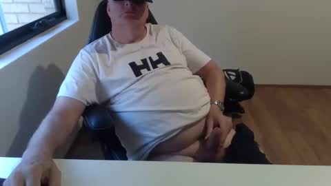 stiffyman55 online show from December 23, 5:35 am