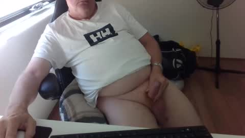 stiffyman55 online show from February 24, 3:20 am