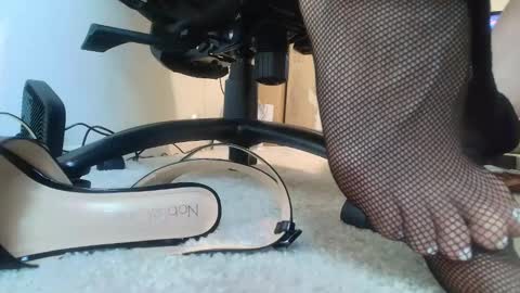 StilettoDoll online show from October 14, 11:52 pm