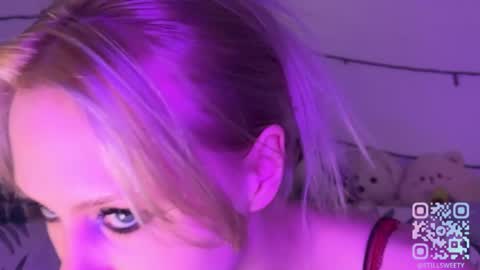 stillsweety online show from February 11, 10:13 pm