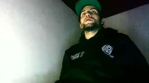 stiven online show from March 29, 2:13 am