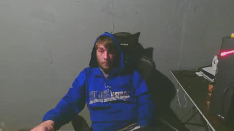 Snapshot of stonedpanda77 chatting on January 17, 3:45 am stonedpanda77 online show from January 17, 3:45 am