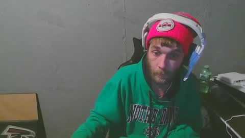 Snapshot of stonedpanda77 chatting on December 3, 2:20 am stonedpanda77 online show from December 3, 2:20 am