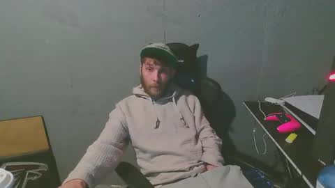 Snapshot of stonedpanda77 chatting on December 6, 5:14 am stonedpanda77 online show from December 6, 5:14 am