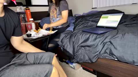 stoneinthesword online show from March 9, 3:11 am