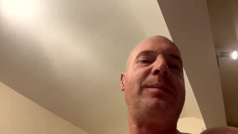 Snapshot of stoodley22 chatting on October 27, 3:45 pm Stoodley22 online show from October 27, 3:45 pm