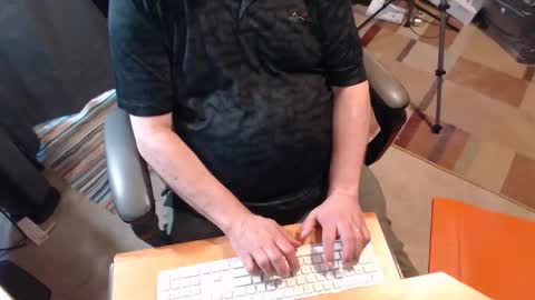 Stormy6569 online show from April 26, 11:57 pm