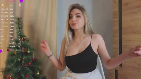 Luna online show from December 18, 3:18 pm