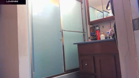 Stormythunder online show from April 12, 6:45 pm