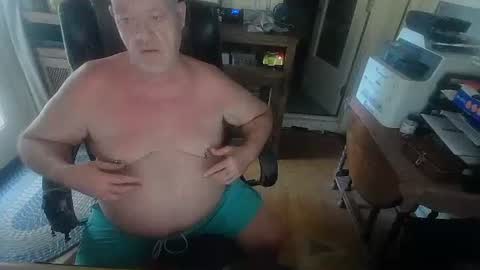 lonely here in the country online show from August 1, 3:02 pm