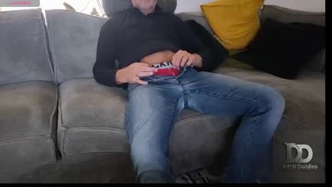 Str8neighbours online show from March 1, 1:26 pm