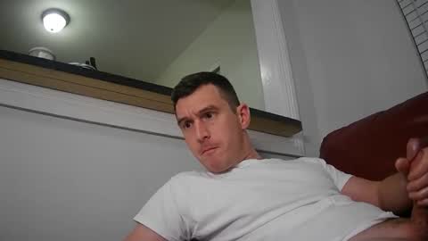 Str8StuntCox online show from December 17, 4:30 am