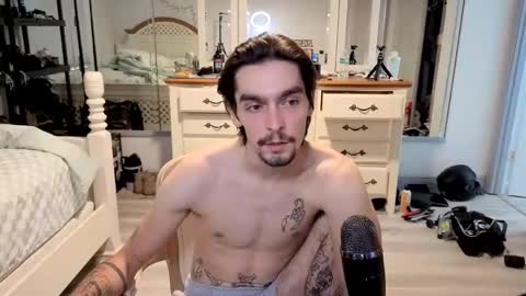 str8whiteboy21 online show from April 21, 2:57 pm