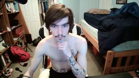 Snapshot of str8whiteboy21 chatting on February 5, 2:16 pm str8whiteboy21 online show from February 5, 2:16 pm