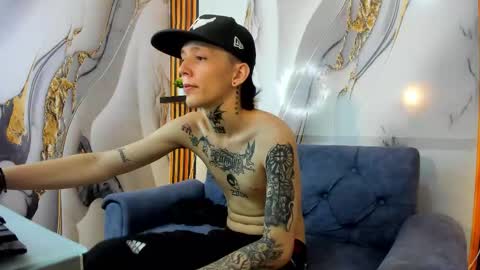 Snapshot of straightboy_nick chatting on September 28, 3:48 am NICK online show from September 28, 3:48 am