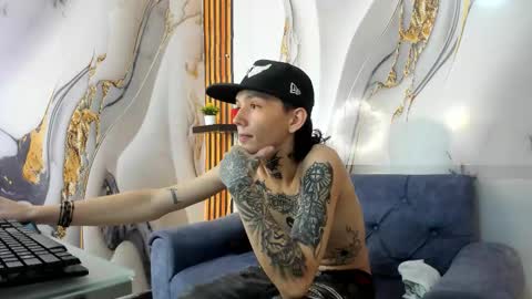 Snapshot of straightboy_nick chatting on September 14, 5:32 am NICK online show from September 14, 5:32 am