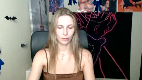 Amalia online show from July 7, 11:47 am