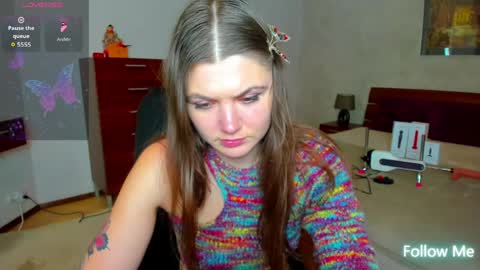 Strawberrylux online show from May 11, 8:32 am